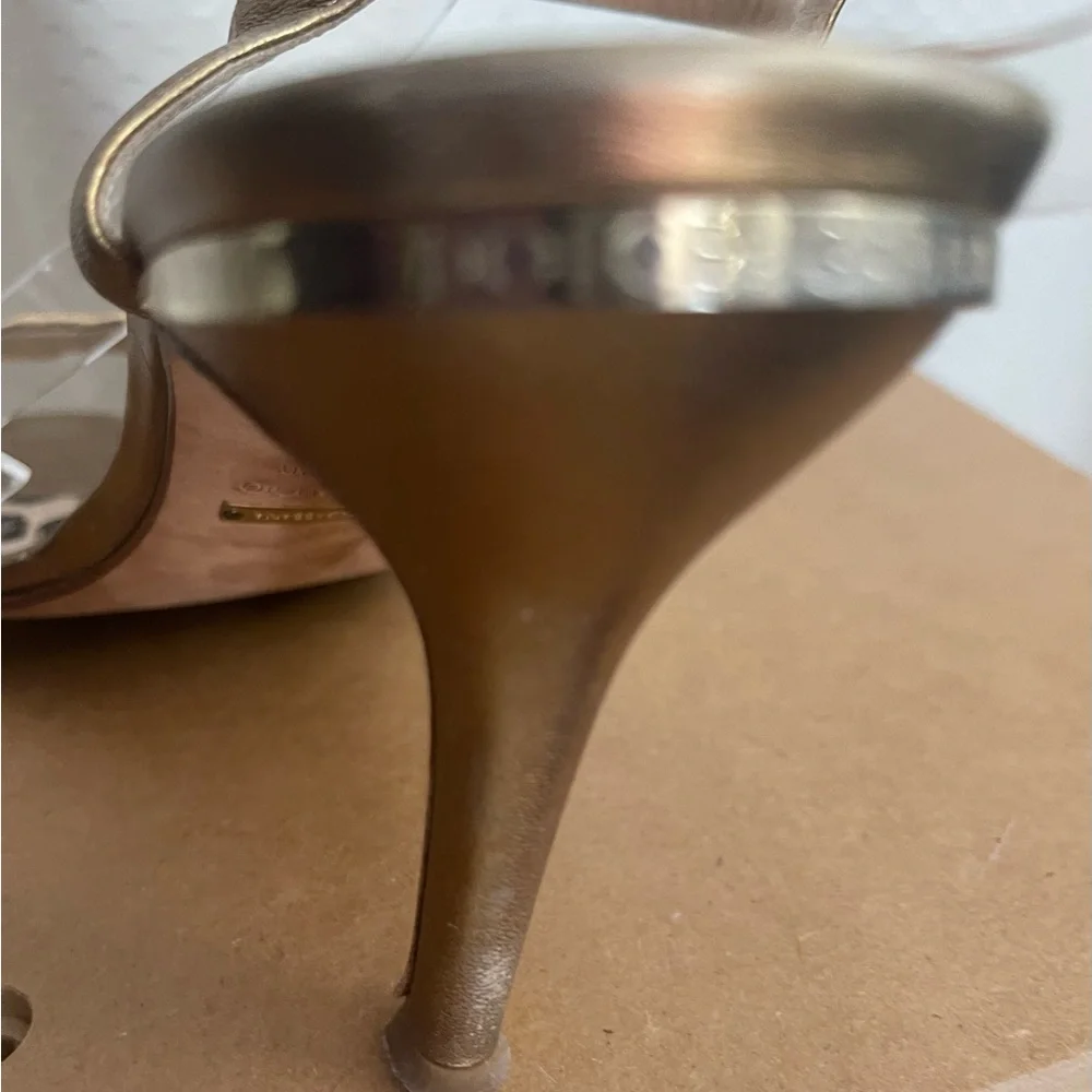 Dolce & Gabbanna vintage sandals. Size 39 fits like an 8.5 - Picture 12 of 16